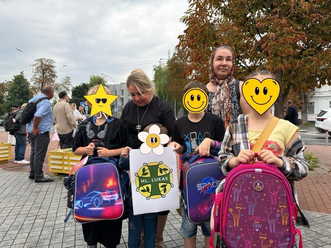 300 Schulranzen für Flüchtlingskinder in der Ukraine – dank Ihrer Hilfe!